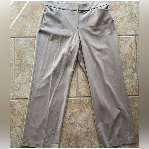 JM Collection Pants - Women’s JM Collection Khaki Pants Size 16 Good Used Condition